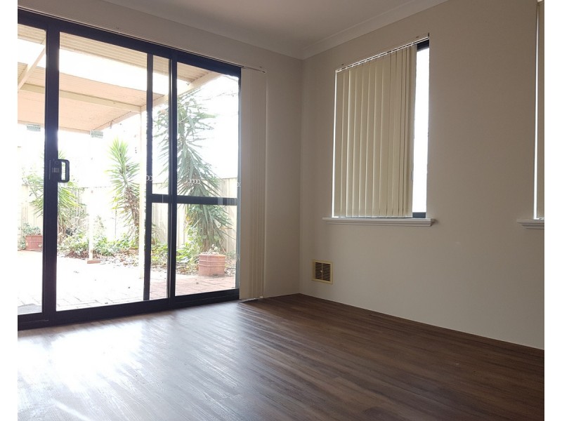 4/61 Nottinghill Road, Joondalup WA 6027