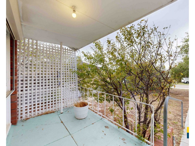 6 Eastbourne Crescent, Nollamara WA 6061