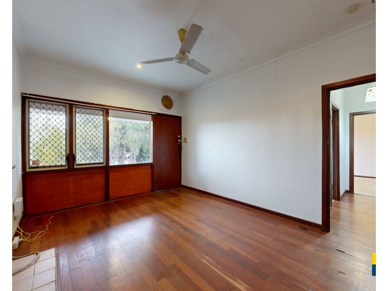 6 Eastbourne Crescent, Nollamara WA 6061