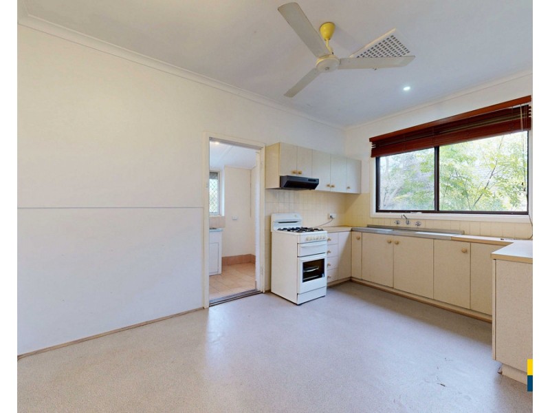 6 Eastbourne Crescent, Nollamara WA 6061