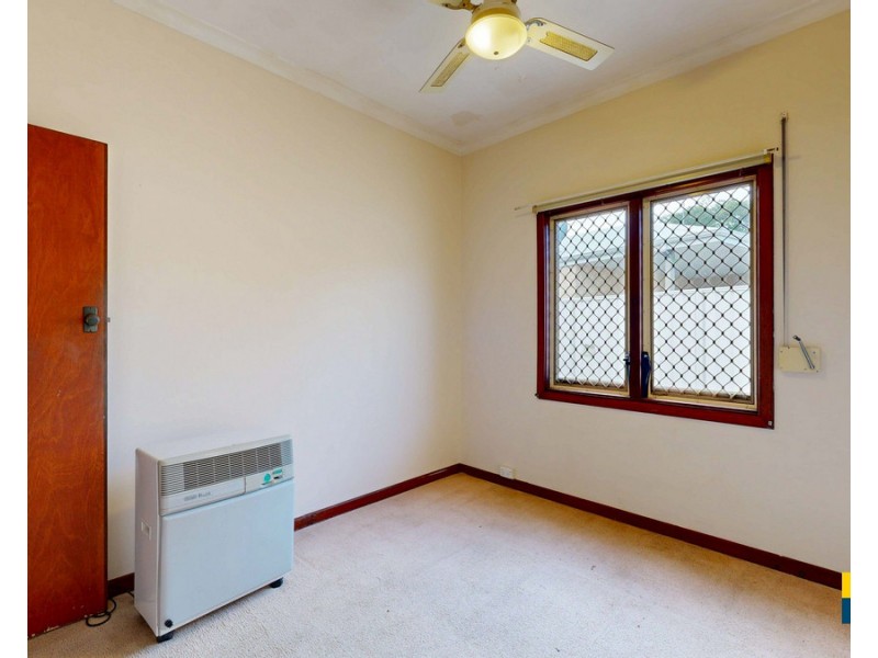 6 Eastbourne Crescent, Nollamara WA 6061