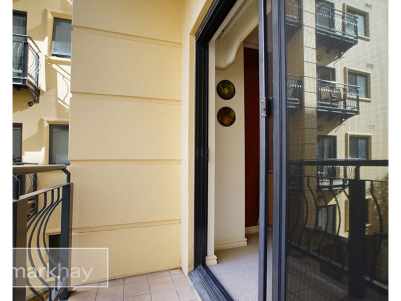 410/2 St Georges Terrace, Perth WA 6000