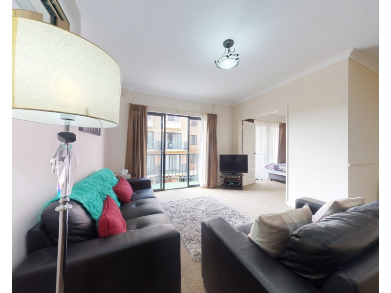 17/11 Regal Place, East Perth WA 6004