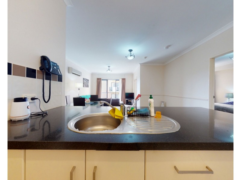 17/11 Regal Place, East Perth WA 6004