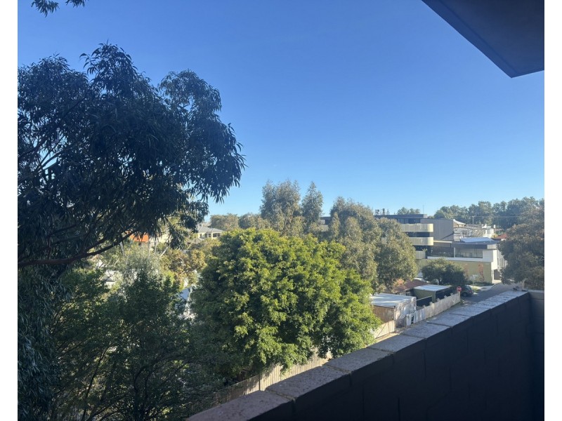 68/4 Dover Court, Mosman Park WA 6012