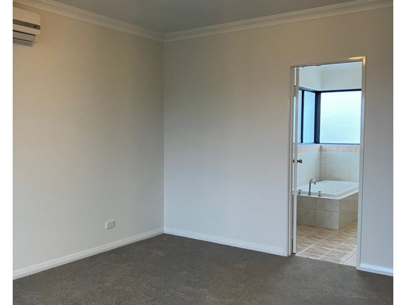 3/10 Sussex Street, Nollamara WA 6061