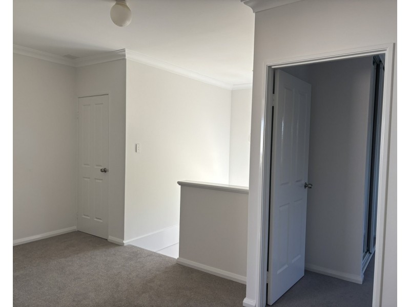 3/10 Sussex Street, Nollamara WA 6061