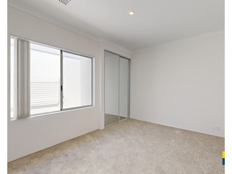 1/339 Grand Promenade, Dianella WA 6059