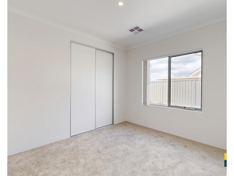 1/339 Grand Promenade, Dianella WA 6059