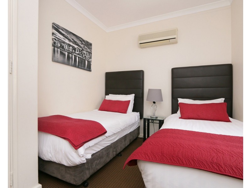 26/11 Regal Place, East Perth WA 6004