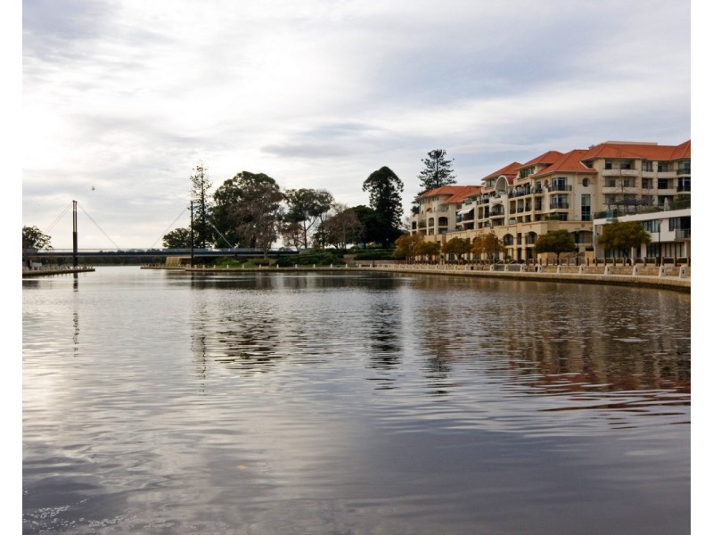 26/11 Regal Place, East Perth WA 6004