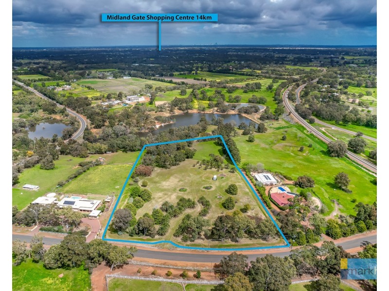 46 Camargue Drive, Brigadoon WA 6069