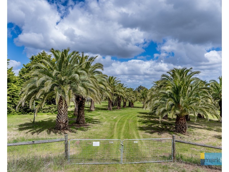 46 Camargue Drive, Brigadoon WA 6069