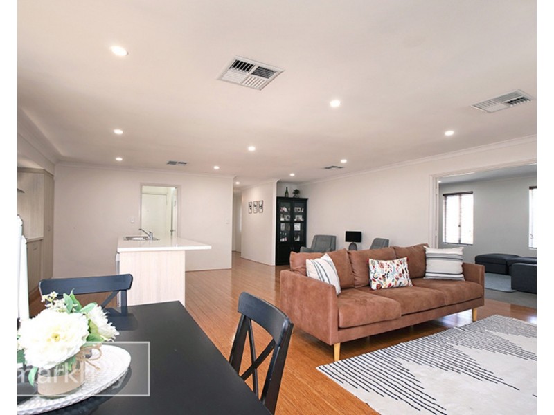 259 Campbell Road, Canning Vale WA 6155