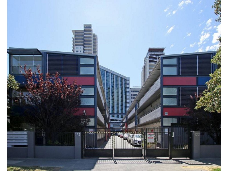 32/122 Terrace Road, Perth WA 6000
