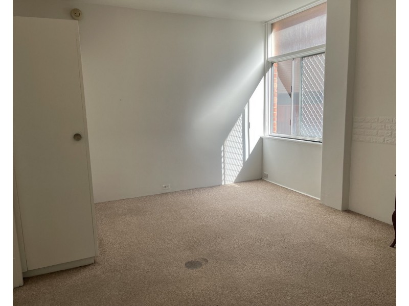 8/124 Terrace Road, Perth WA 6000