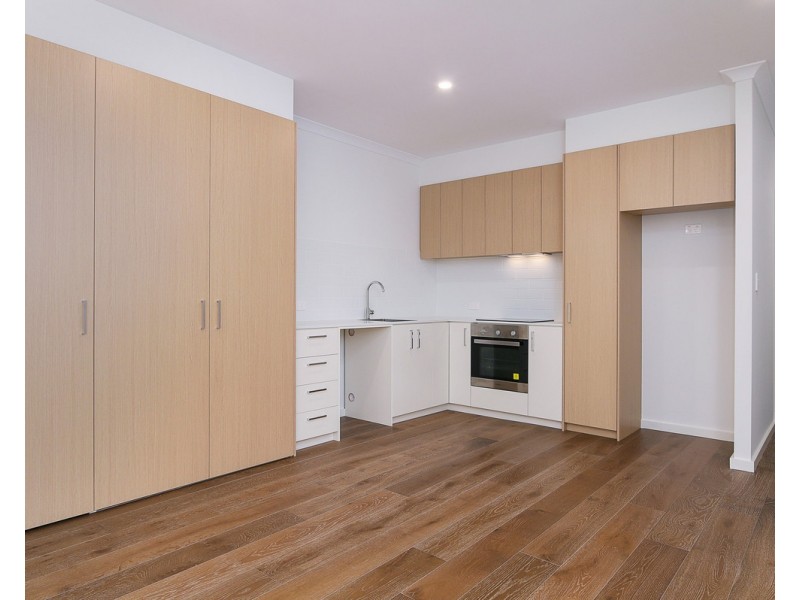 103/22 Hendra Street, Cloverdale WA 6105