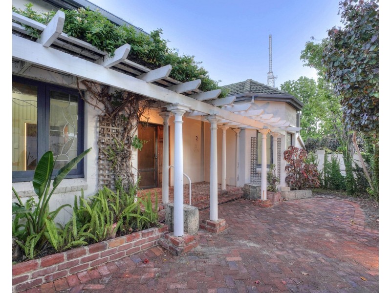 42 Joel Terrace, East Perth WA 6004