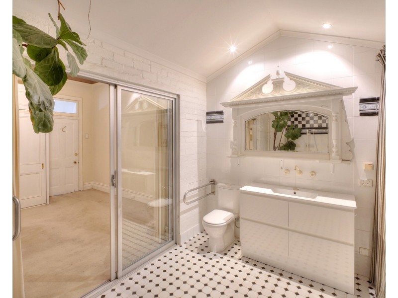 42 Joel Terrace, East Perth WA 6004