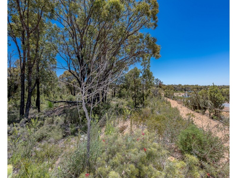 312 Connemara Drive, Brigadoon WA 6069