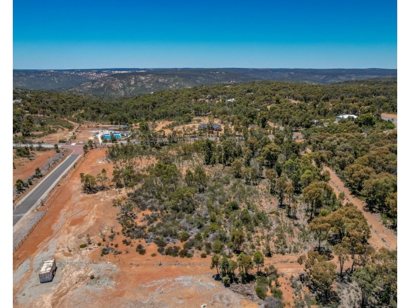 312 Connemara Drive, Brigadoon WA 6069