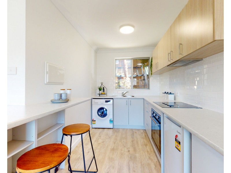 9/147 Fairway, Crawley WA 6009