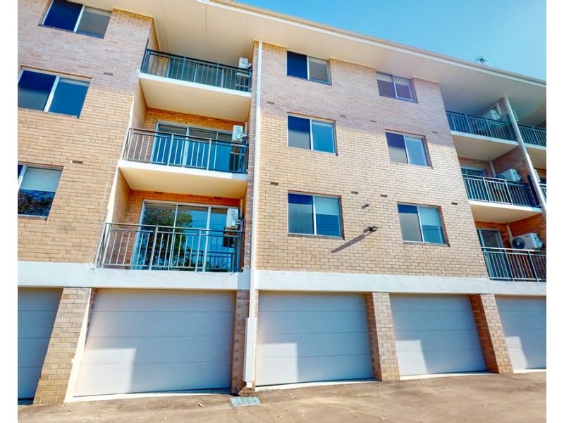 9/147 Fairway, Crawley WA 6009