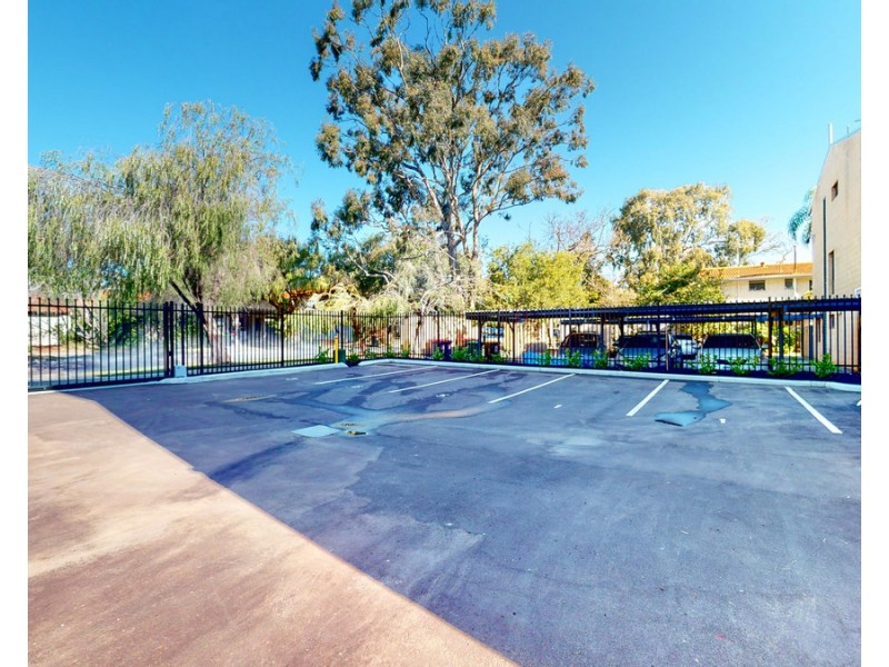 9/147 Fairway, Crawley WA 6009