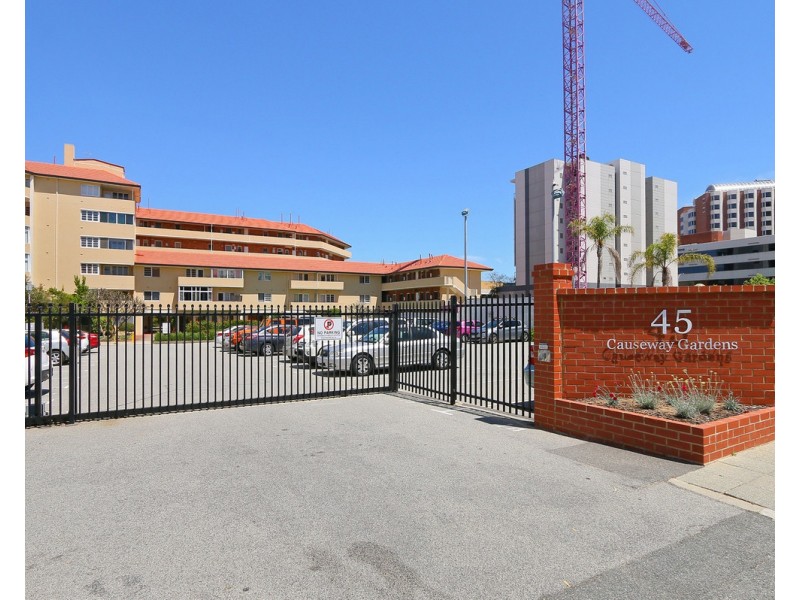 19/45 Adelaide Terrace, East Perth WA 6004