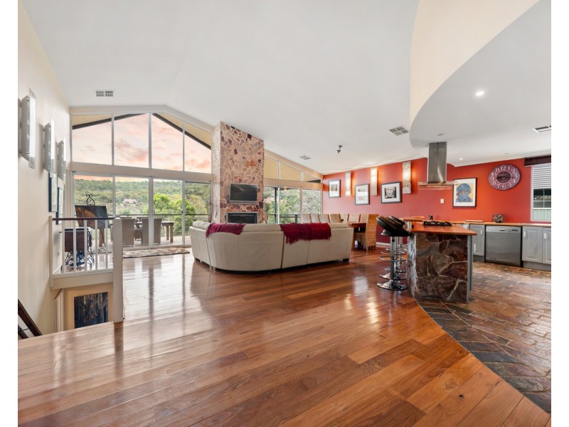 8 Jade Street, Mount Richon WA 6112