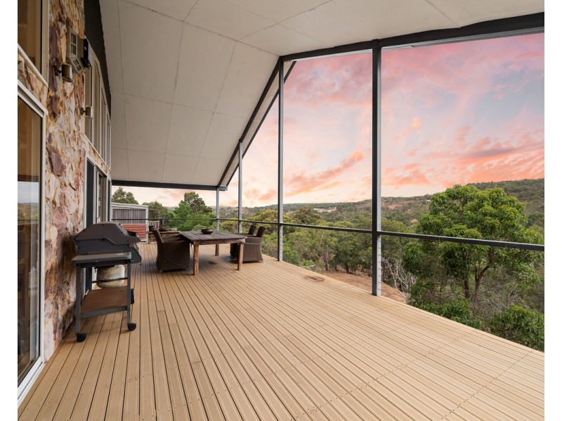 8 Jade Street, Mount Richon WA 6112