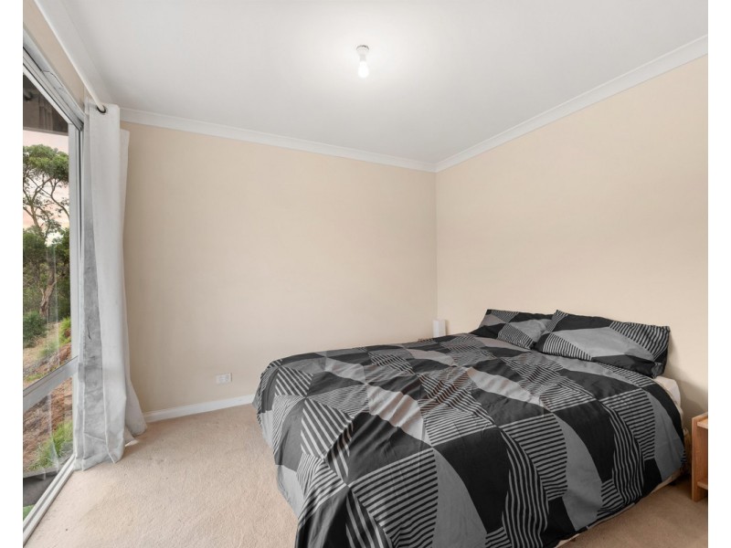 8 Jade Street, Mount Richon WA 6112