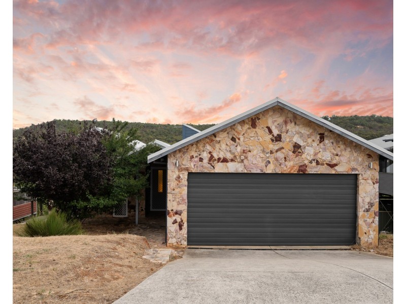 8 Jade Street, Mount Richon WA 6112