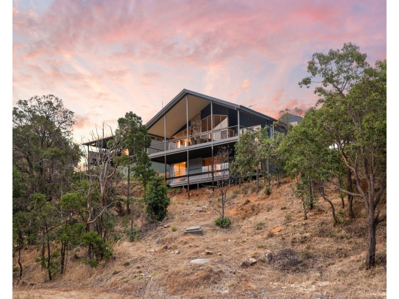 8 Jade Street, Mount Richon WA 6112