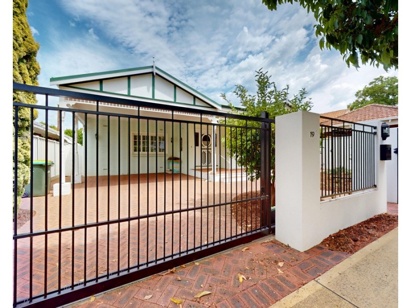 19 Dunbar Road, Claremont WA 6010