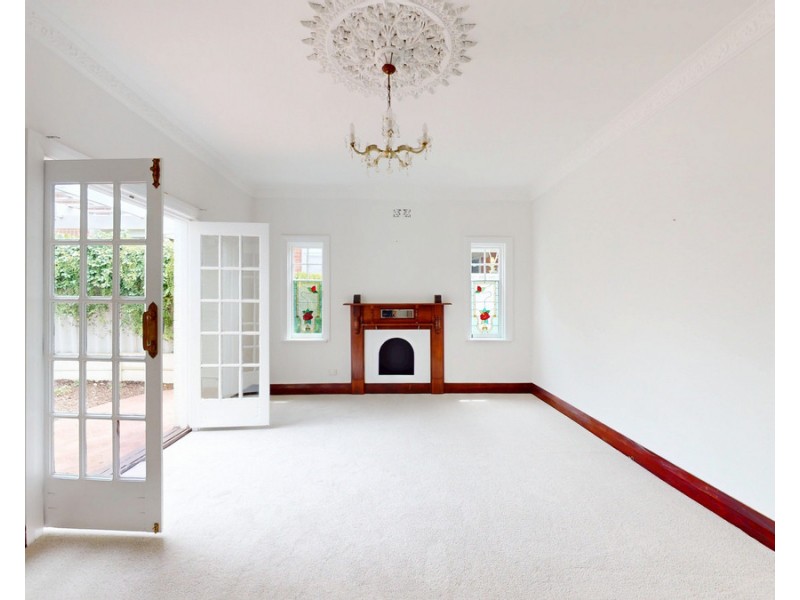 19 Dunbar Road, Claremont WA 6010