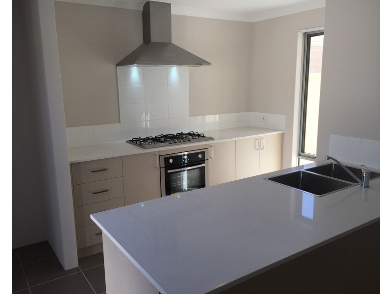 10 Buncrana View, Southern River WA 6110