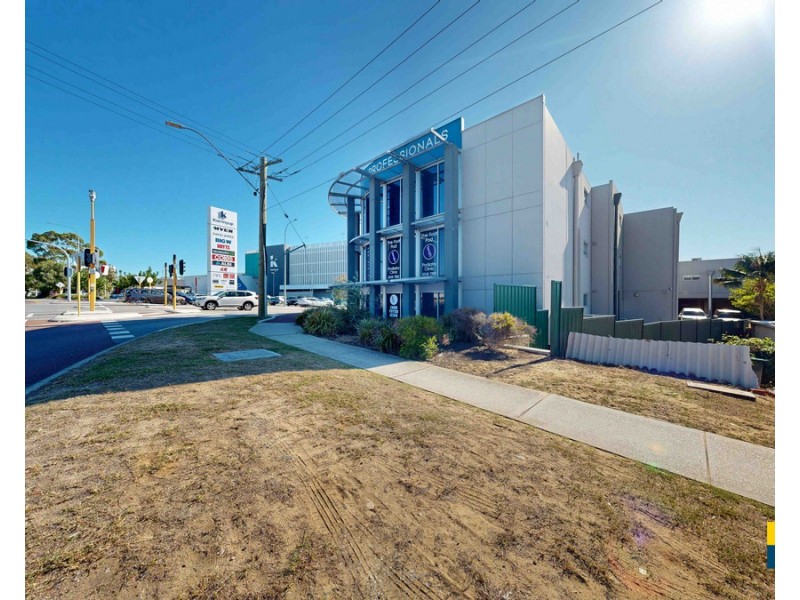 6/86 Francis Avenue, Karrinyup WA 6018