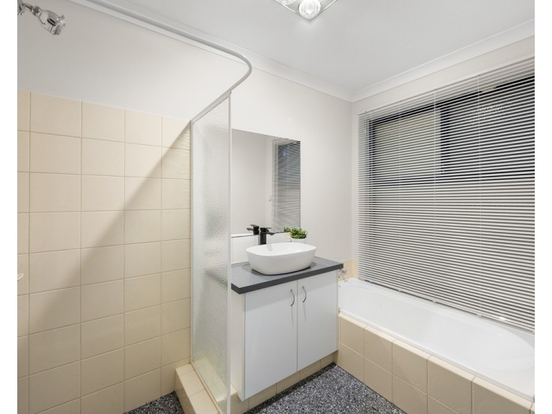 28 Ardglass Gardens, Ridgewood WA 6030