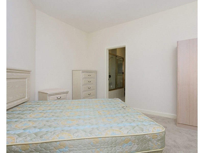 1/114 Terrace Road, Perth WA 6000