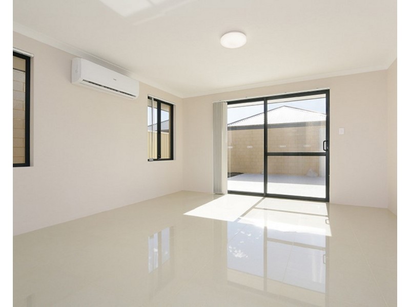 33 Biddiarra Bend, Southern River WA 6110