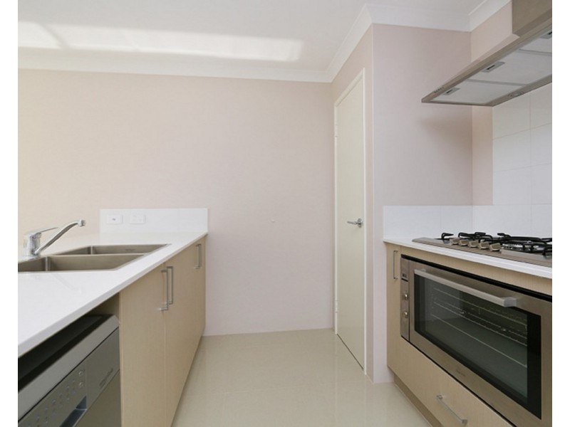 33 Biddiarra Bend, Southern River WA 6110