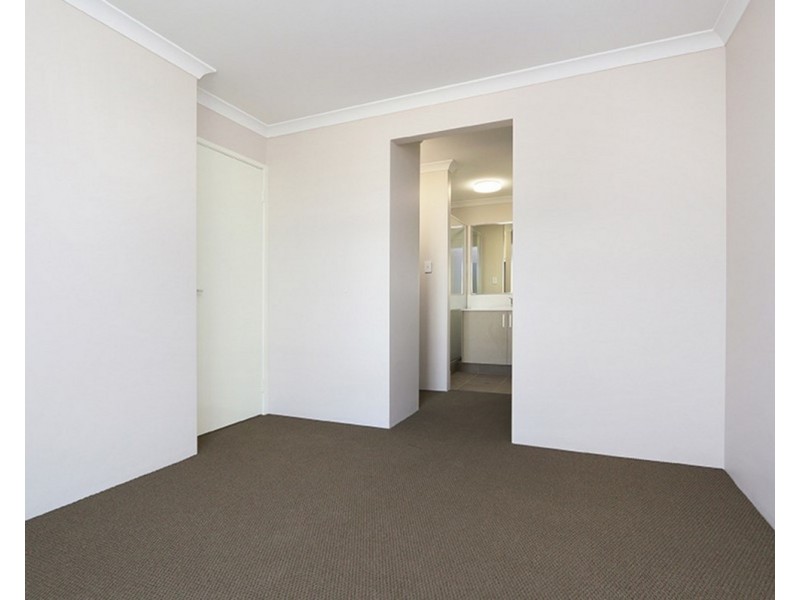 33 Biddiarra Bend, Southern River WA 6110