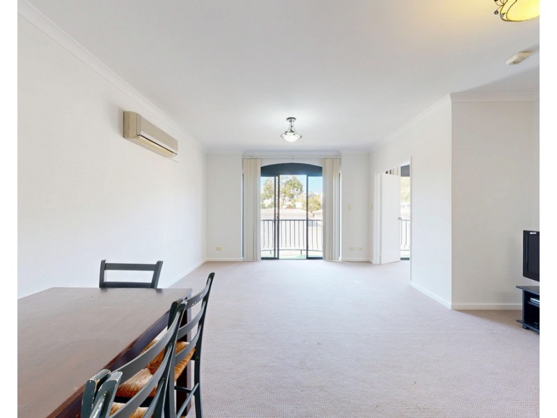29/11 Regal Place, East Perth WA 6004