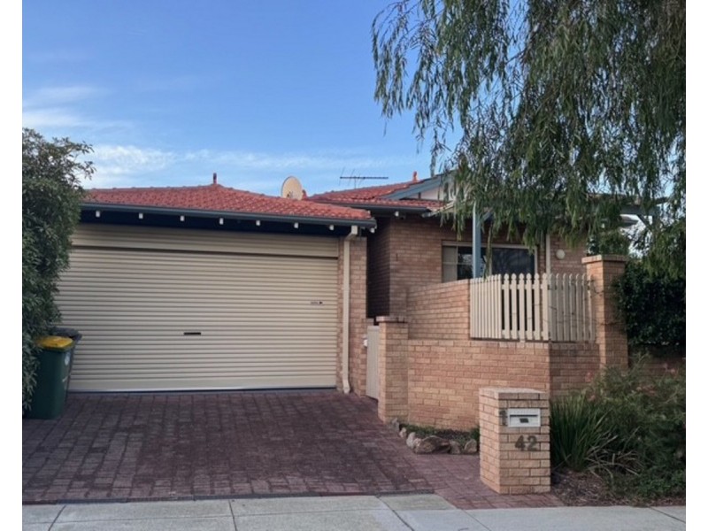 1/42 Gardner, Como WA 6152