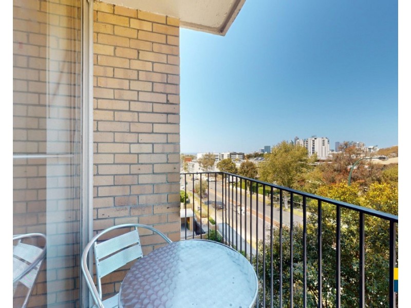 34/32 Cambridge Street, West Leederville WA 6007