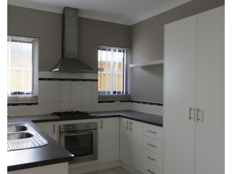 41 Van Gogh Road, Tapping WA 6065