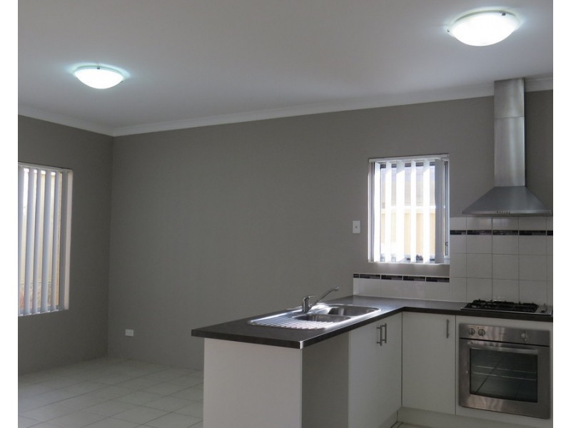 41 Van Gogh Road, Tapping WA 6065