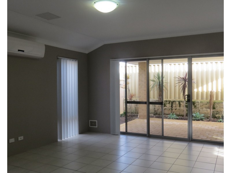 41 Van Gogh Road, Tapping WA 6065