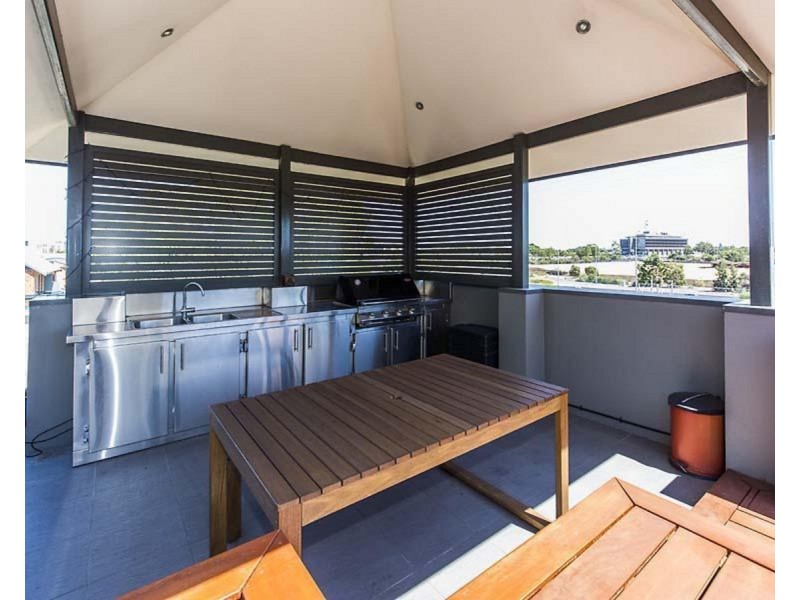 8/39 Tully Road, East Perth WA 6004